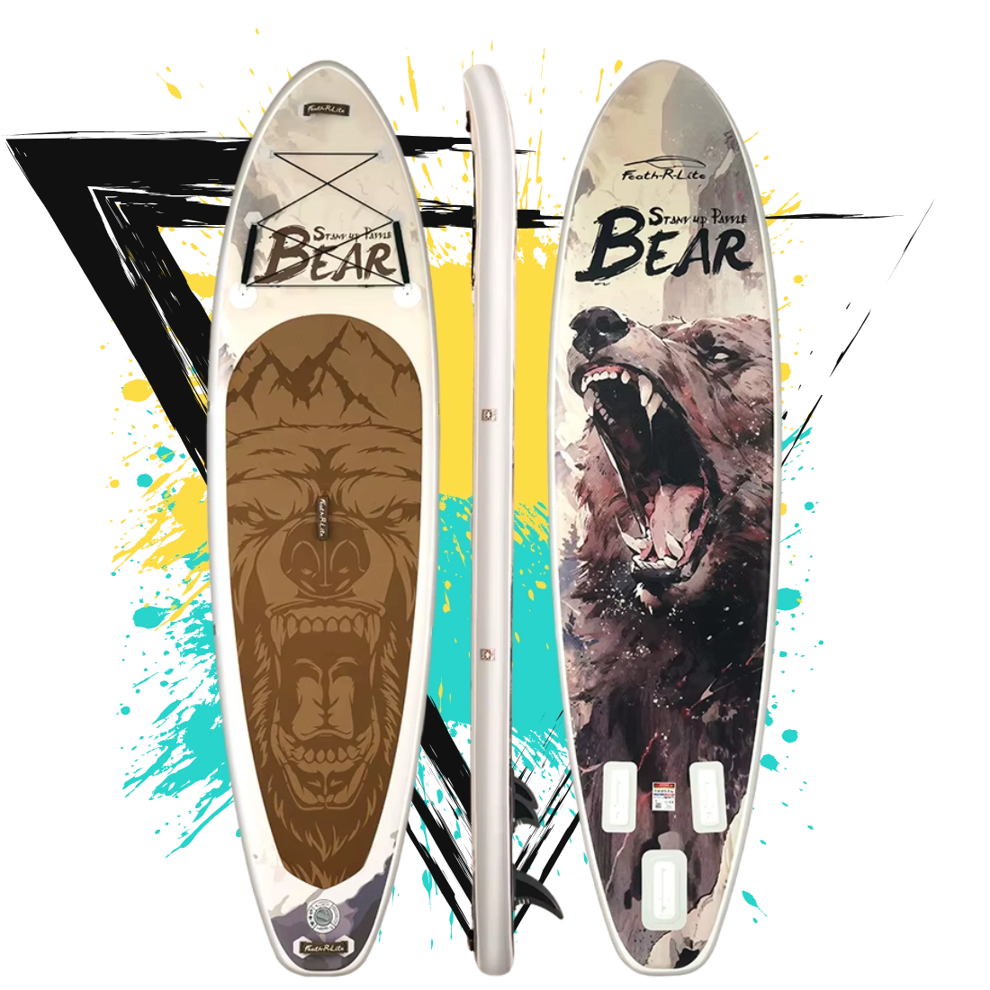 Két álló paddleboard medve grafikával. A bal oldali táblán egy heves medvearc látható barna alapon, felette a „Bear” szöveg. A jobb oldali táblán egy ordító medve látható, texturált háttéren hasonló szöveggel. Mindkettő uszonyokkal és földes színvilággal rendelkezik, aqua és bézs árnyalatokkal.